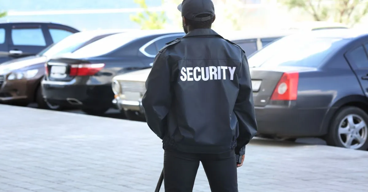 dipendente di un'azienda di vigilanza privata