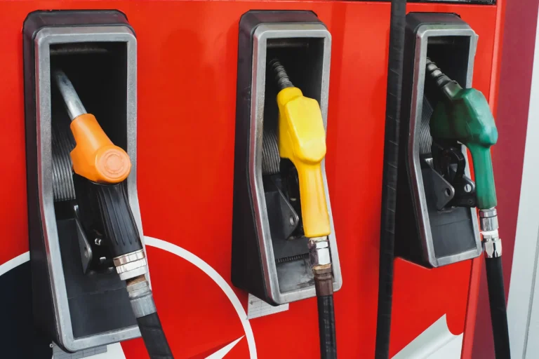 pompe di benzina