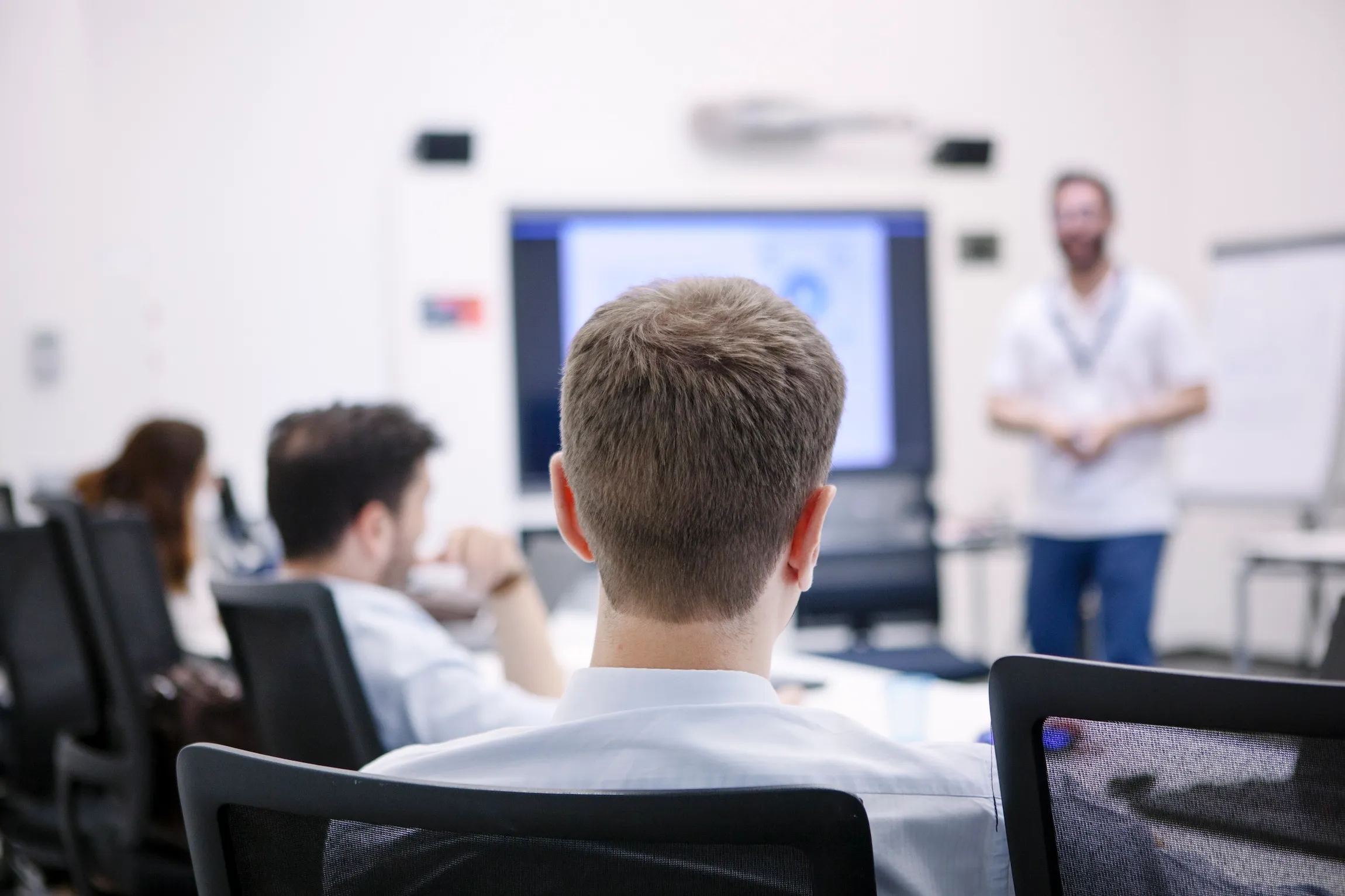 veduta di una classe di formazione durante il corso di guida sicura di DRIVEvolve
