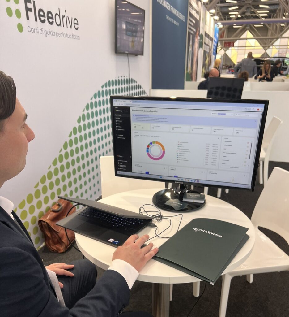 consulente drivevolve presenta la dashboard del software per i fleet manager al fleet manager academy 2026 di bologna